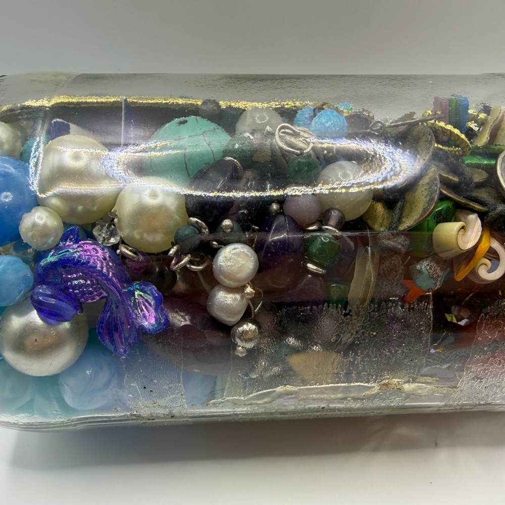 Jewelry Jar Elegant Blue and Gold Jewelry Collection- Vintage Earrings - Picture 15 of 17